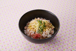 写真: レモンマリネのちらし寿司